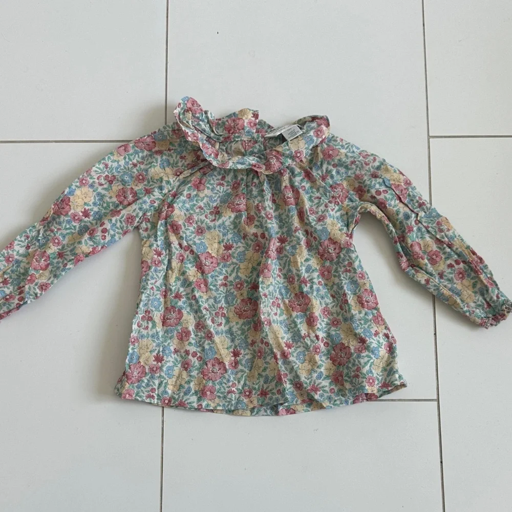 Ralph Lauren Kids Floral Ruffle Blouse 12m delicate dainty liberty print